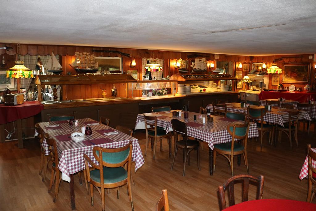 Colonial Inn Pine Hill Dış mekan fotoğraf