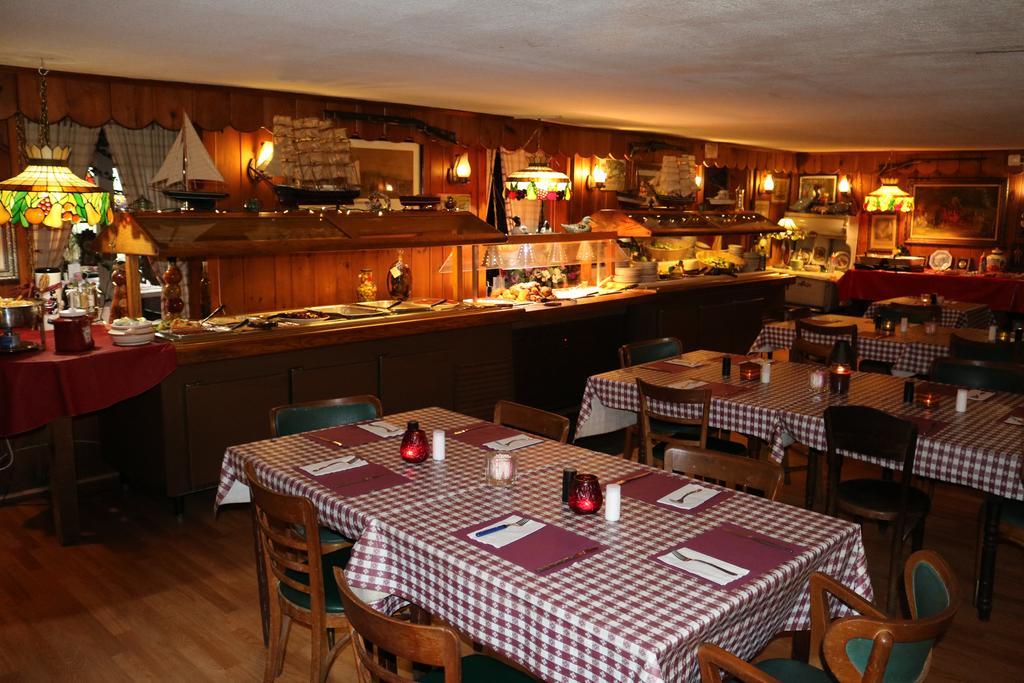Colonial Inn Pine Hill Dış mekan fotoğraf