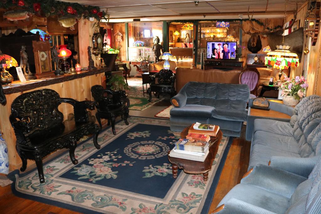 Colonial Inn Pine Hill Dış mekan fotoğraf